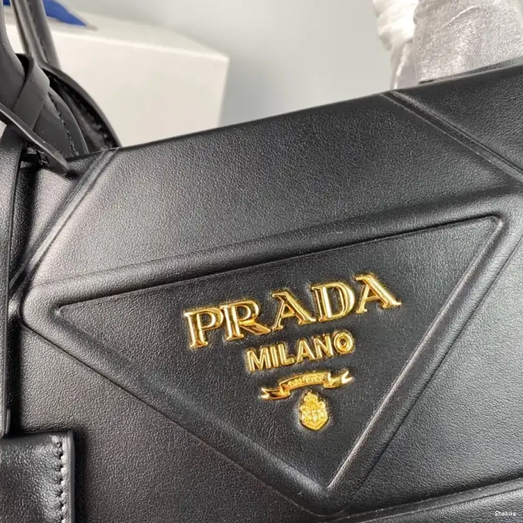 2212YA0030 Prada Bag 0814